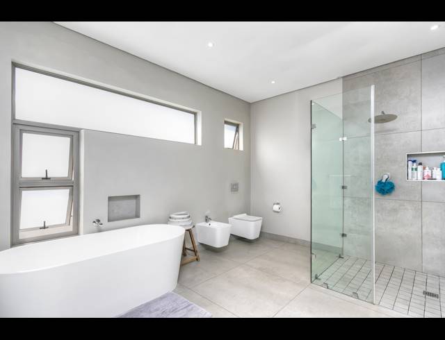 5 BEDROOM CLUSTER FOR SALE IN MORNINGSIDE